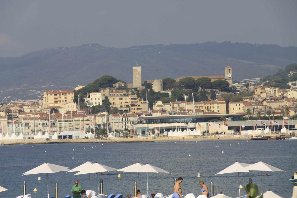 Croisette 81 Hotel Cannes Exterior foto